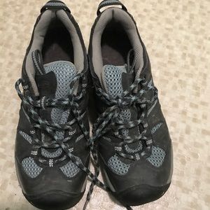 Keen outdoor winter anklet boot water resistant